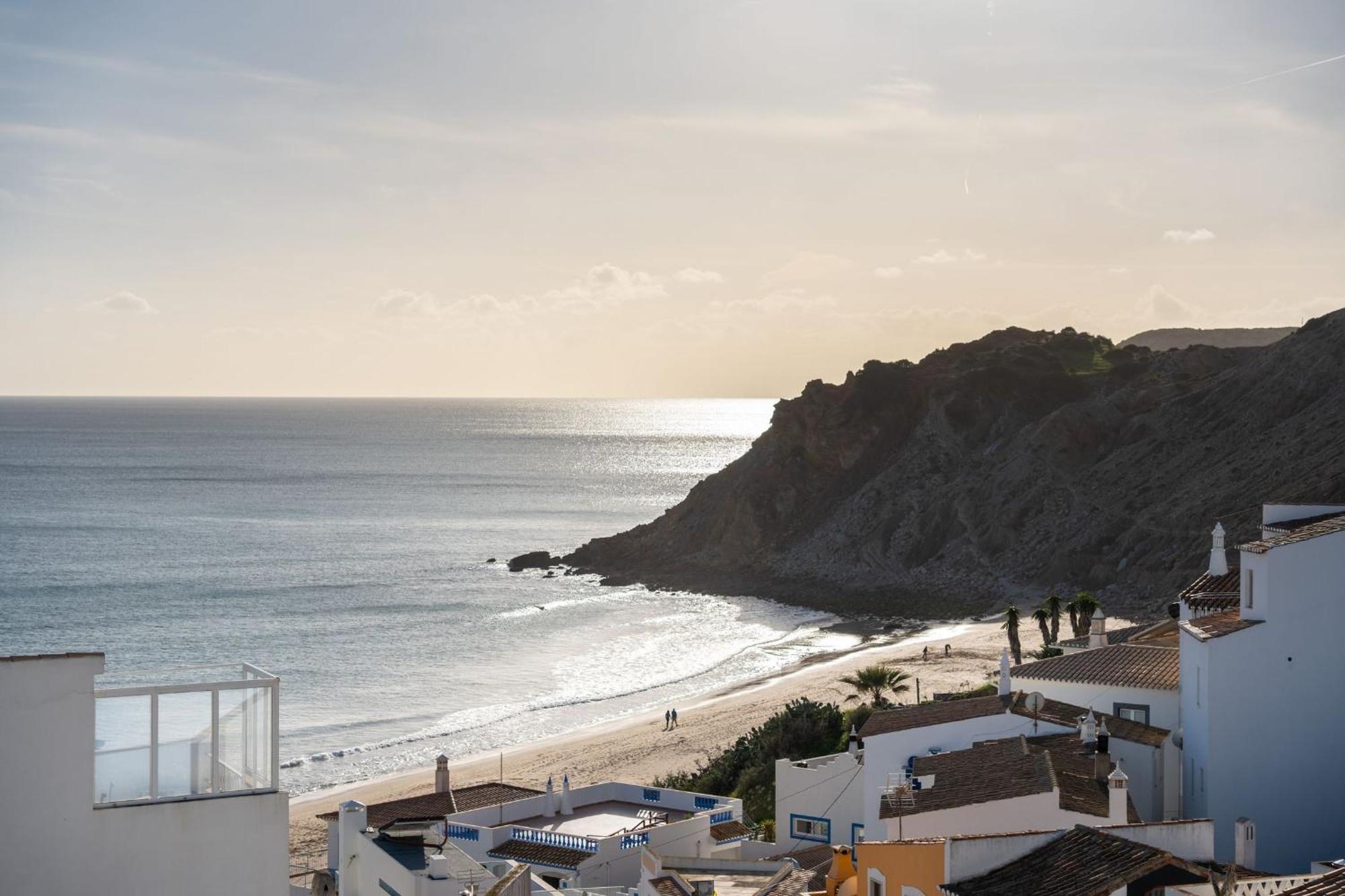 Comfy Flat W/ Rooftop Beach View By Lovelystay Burgau Exteriör bild